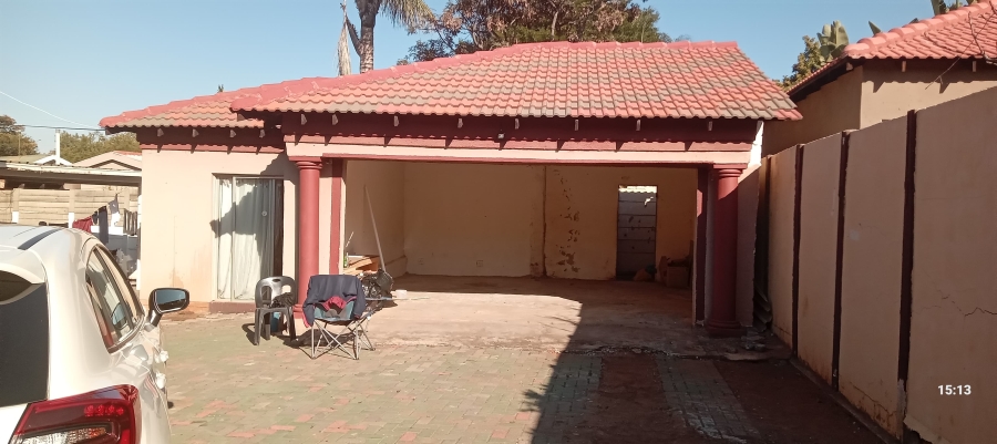3 Bedroom Property for Sale in Geelhoutpark North West